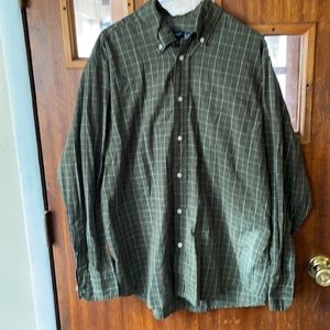 Sedgefield casual men’s button-down plaid shirt